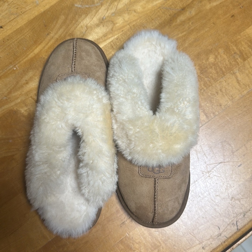 UGG Coquette Brown Suede Shearling Slippers size 8